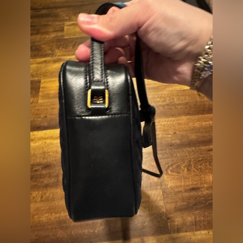 Yves Saint Laurent Black Suede Lou Crossbody Camera Bag - Picture 7 of 13